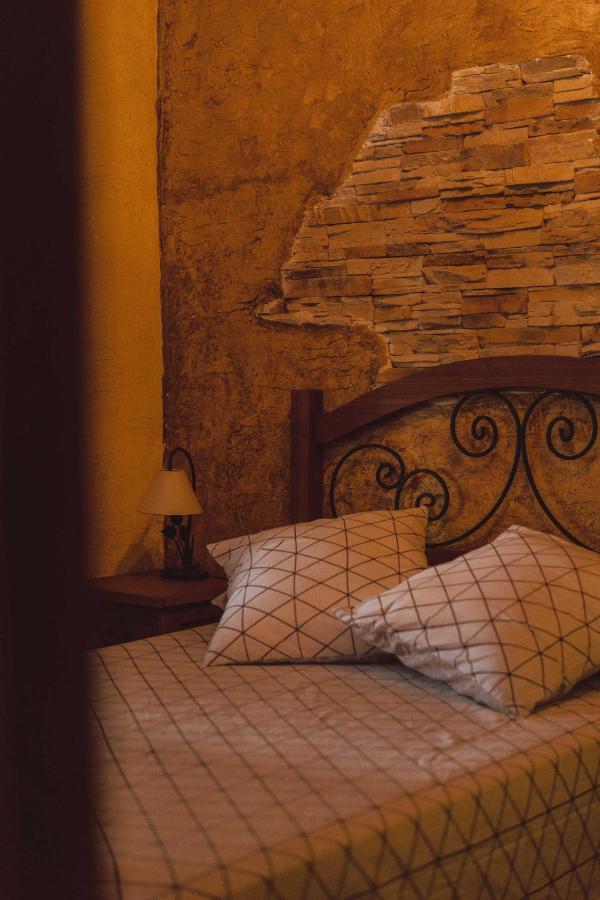 Holiday House Cruz De Tierno Agulo Exterior photo