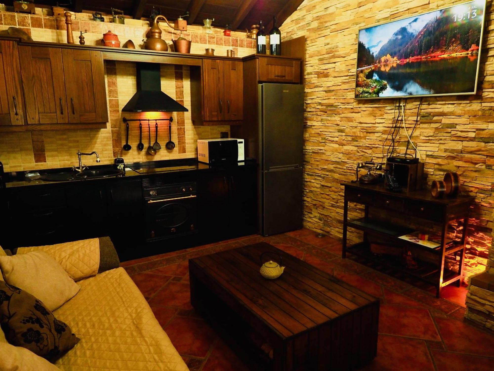 Holiday House Cruz De Tierno Agulo Exterior photo